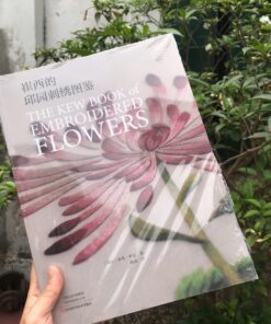 Sách thêu hoa Embroidered Flowers - Cuốn 1