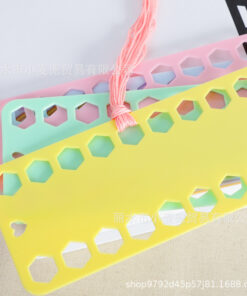Bảng Nhựa 20 Lỗ Lục Giác Cuốn Chỉ Thêu Siêu Gọn