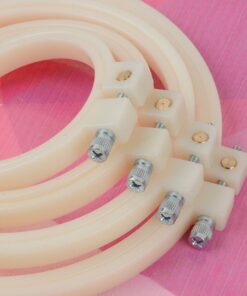 Khung Thêu Nhựa Chắc Chắn Màu Trắng Sữa