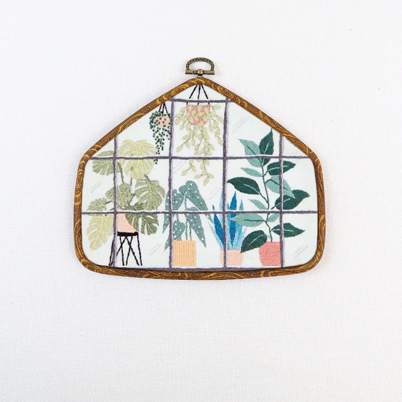 Khung Thêu Nhựa Giả Vân Hình Ngôi Nhà